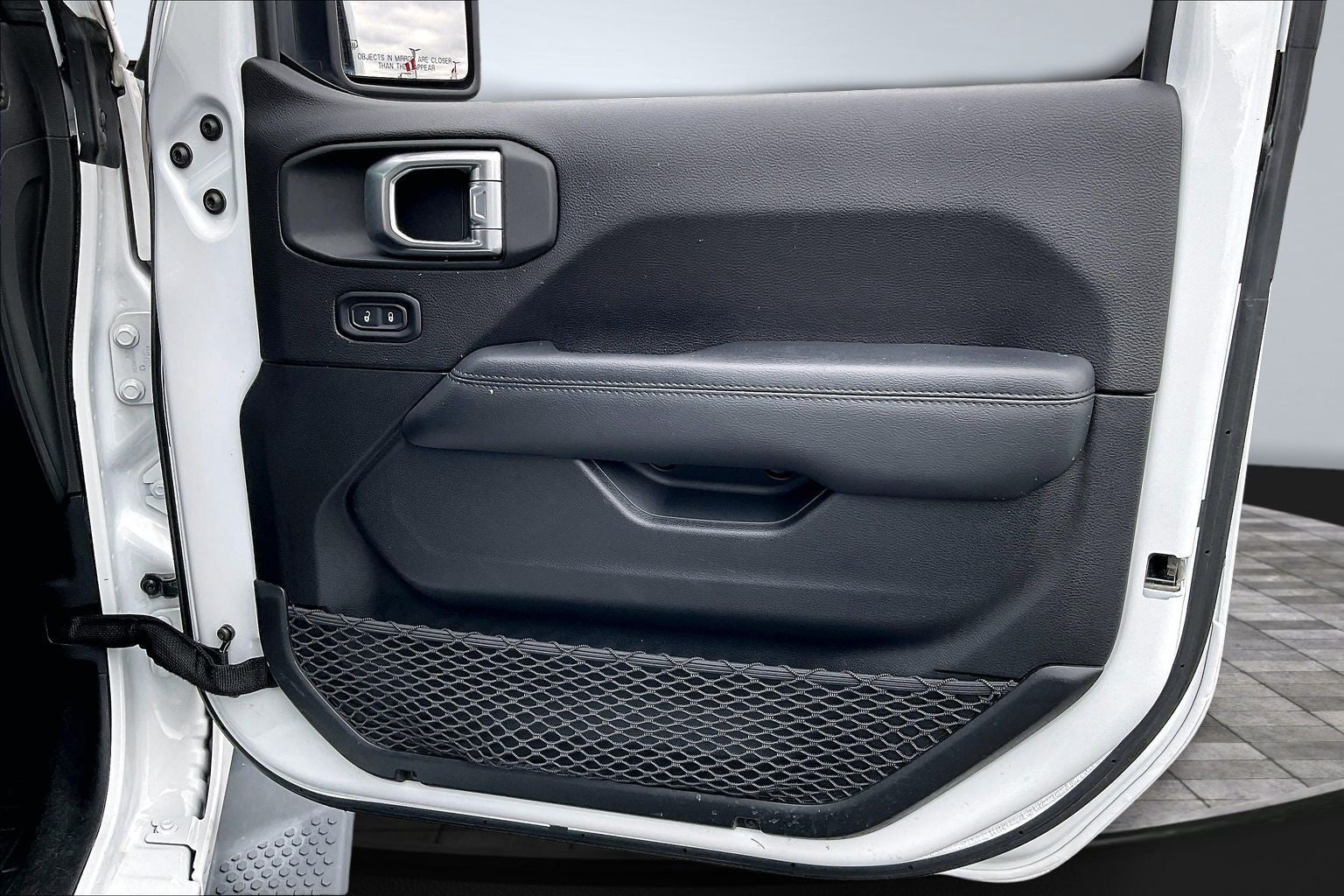 2020 Jeep Wrangler Unlimited Sahara Altitude