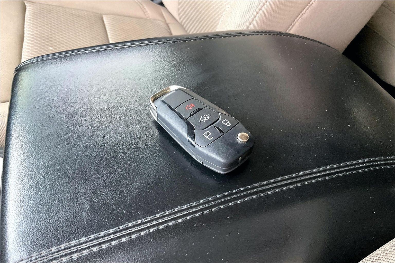 2021 Ford Explorer Base