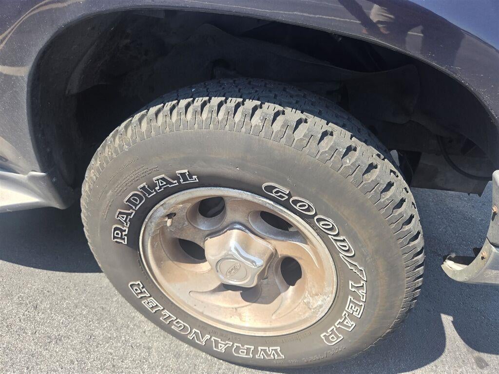 1999 Ford Explorer XLT