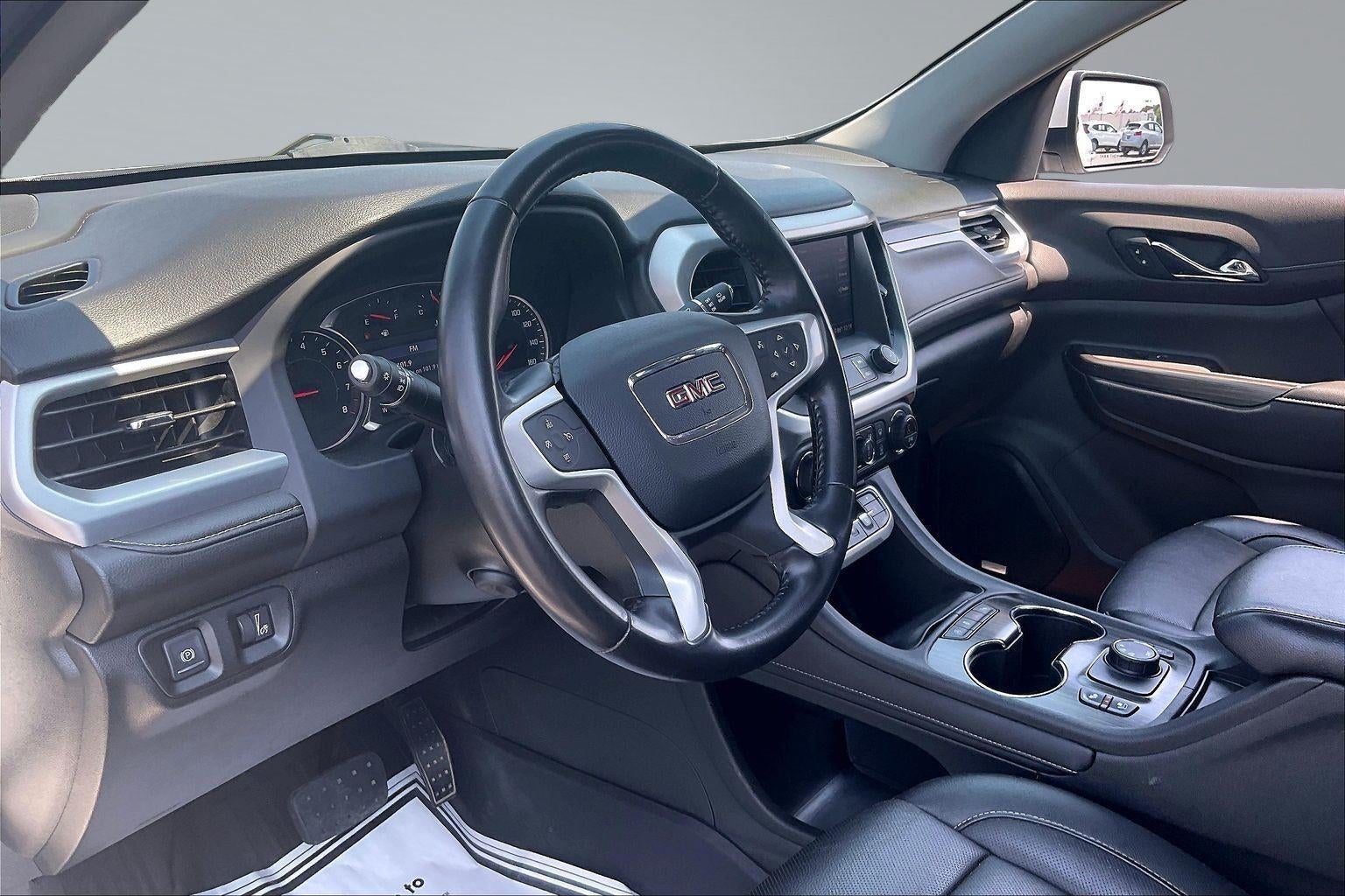 2020 GMC Acadia SLT