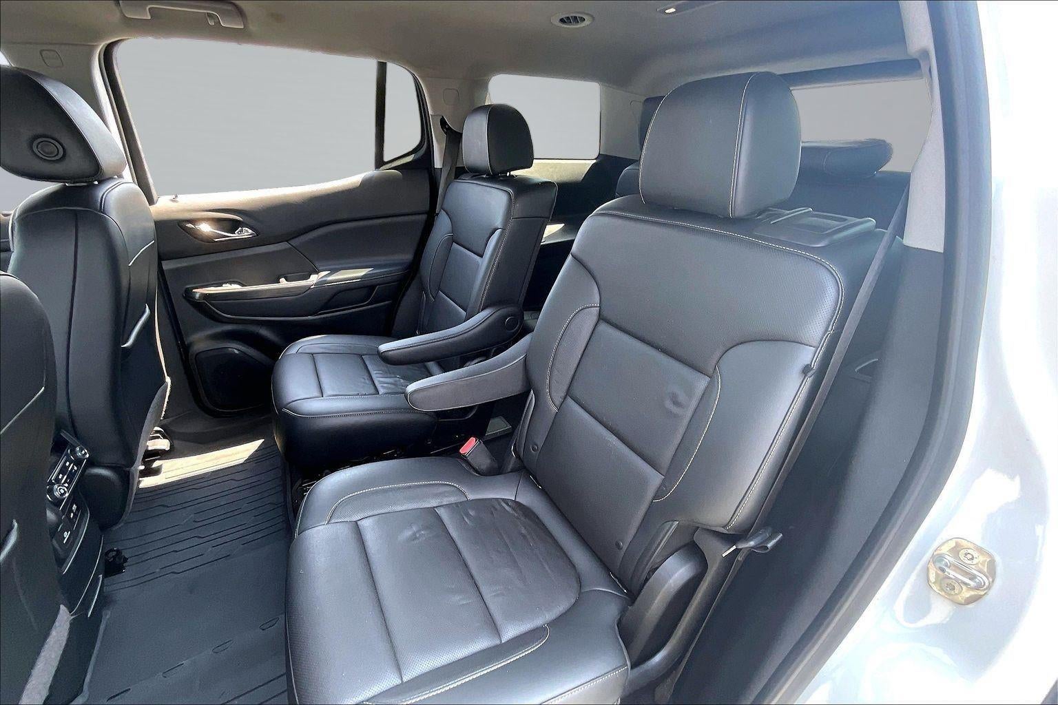 2020 GMC Acadia SLT