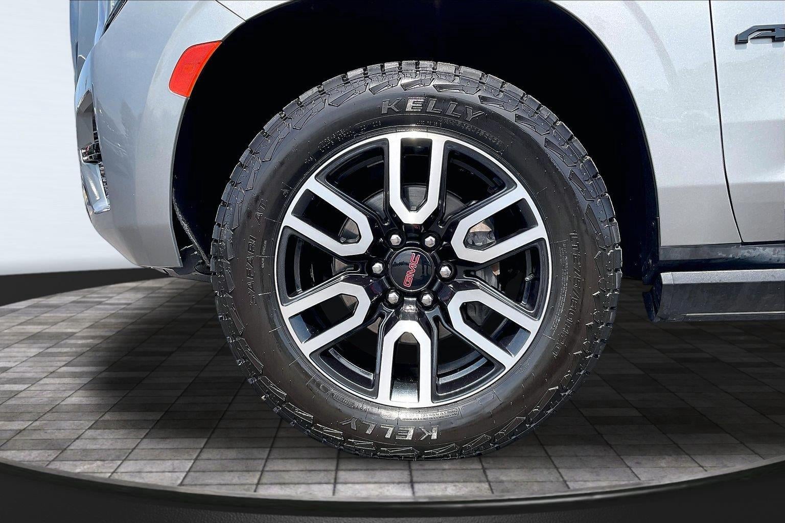 2024 GMC Yukon AT4