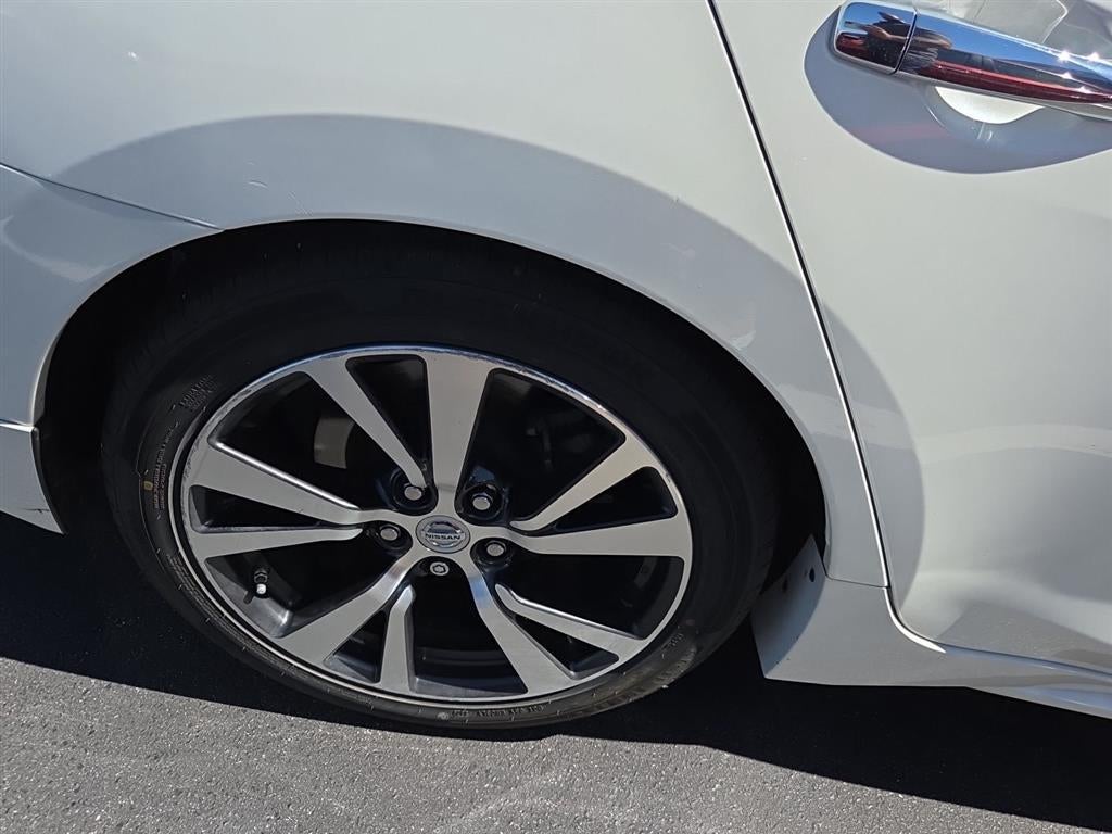 2017 Nissan Maxima Platinum