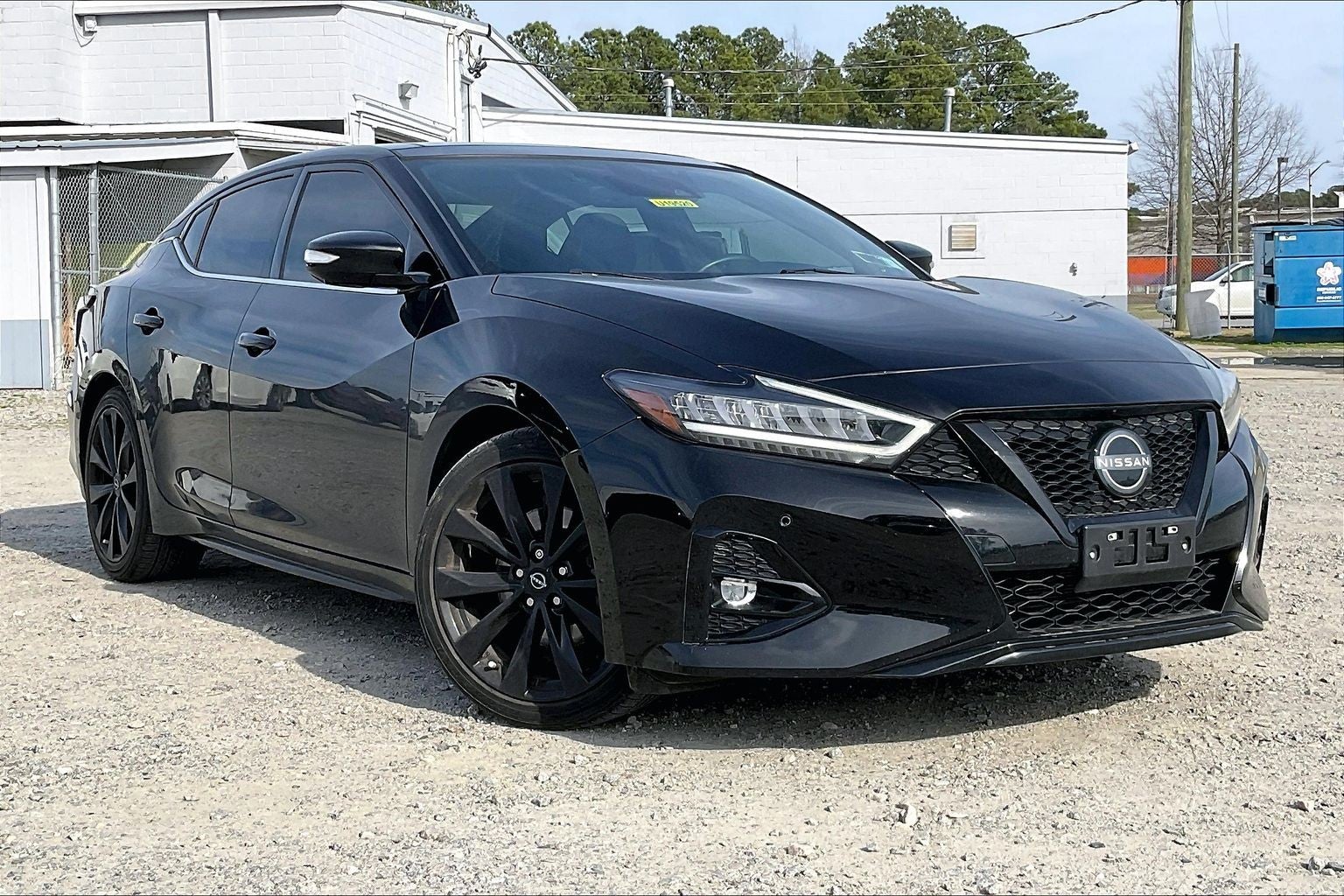 2023 Nissan Maxima SR