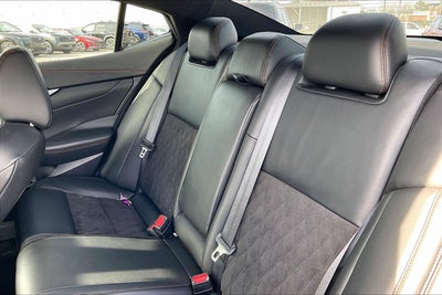 2023 Nissan Maxima SR