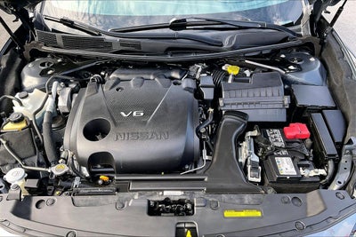 2023 Nissan Maxima Platinum