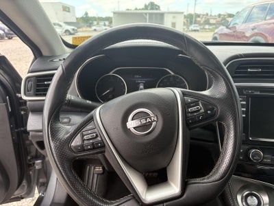 2023 Nissan Maxima Platinum