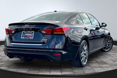 2023 Nissan Altima 2.0 SR