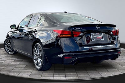 2023 Nissan Altima 2.0 SR