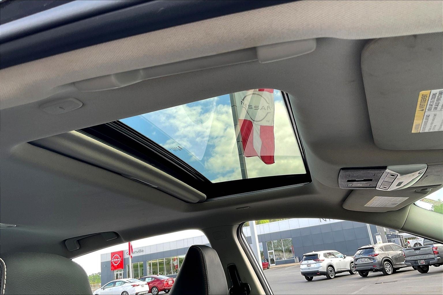 2023 Nissan Altima 2.0 SR