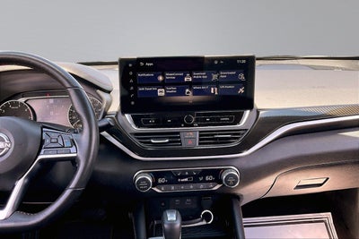 2024 Nissan Altima 2.0 SR
