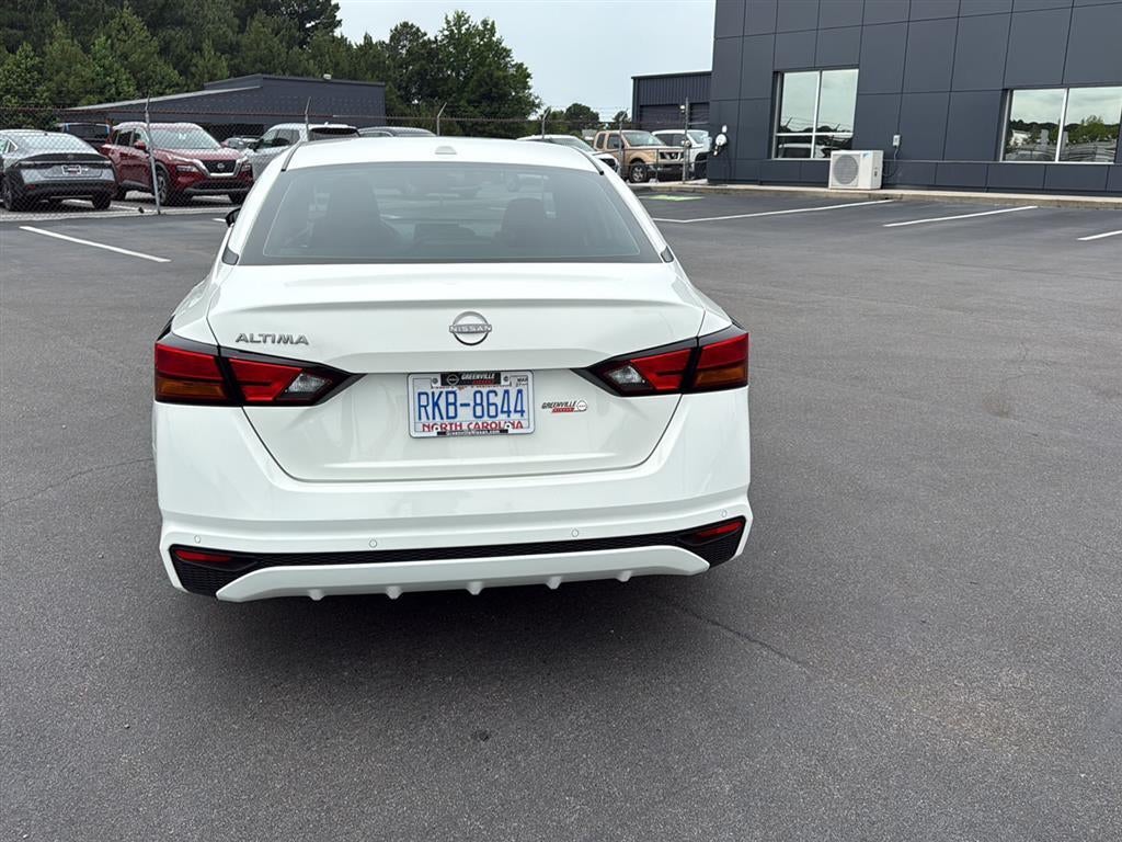 2025 Nissan ALTIMA S