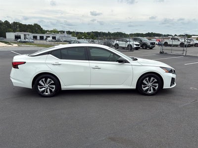 2025 Nissan ALTIMA S