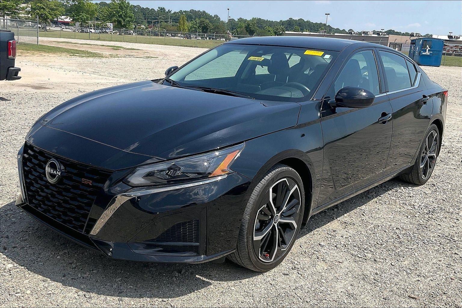2025 Nissan Altima SR