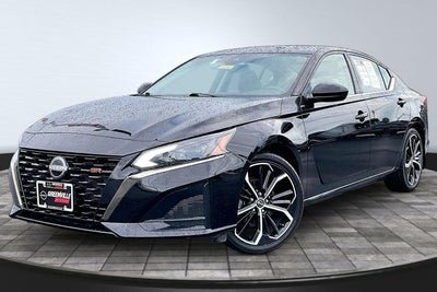 2025 Nissan Altima SR
