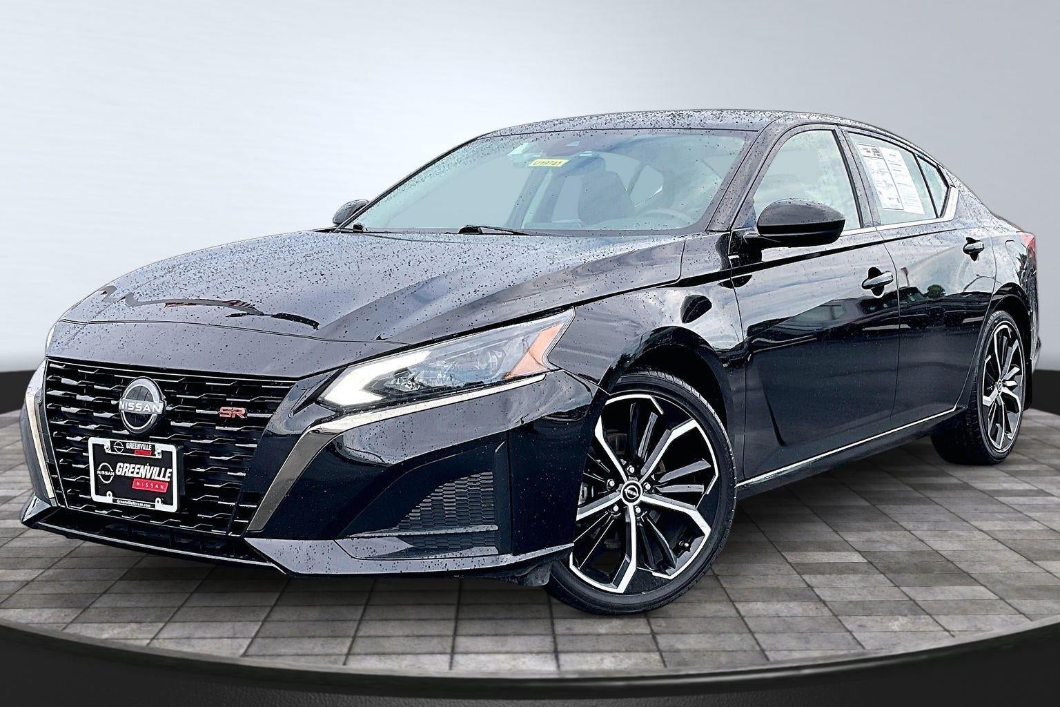 2025 Nissan Altima SR