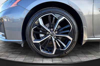 2025 Nissan Altima SR