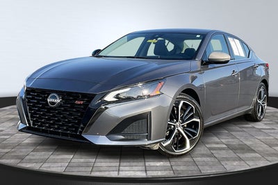 2025 Nissan Altima SR