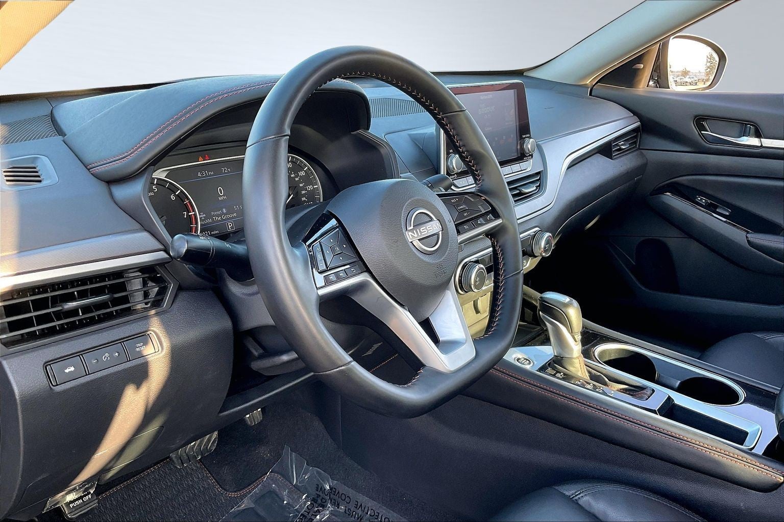 2025 Nissan Altima SR