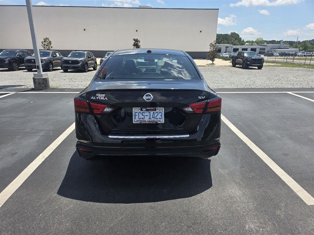 2022 Nissan Altima 2.5 SV