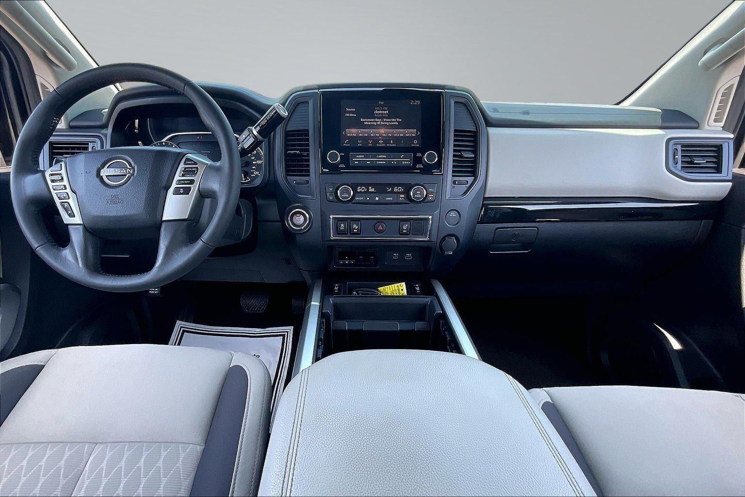 2024 Nissan Titan SV