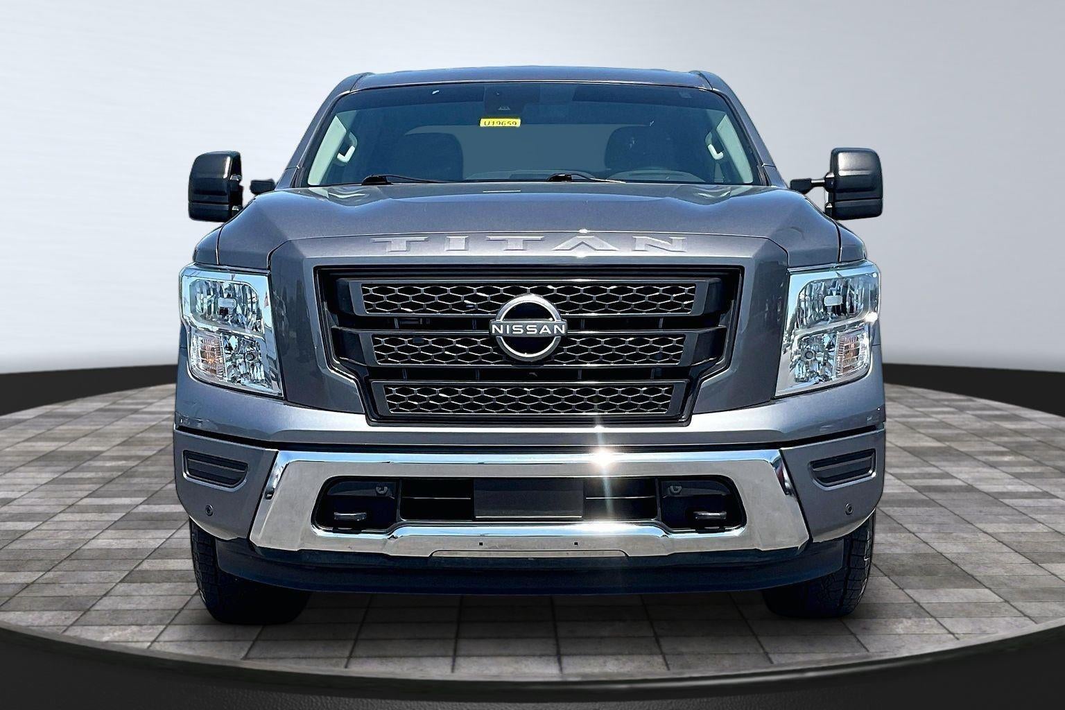 2024 Nissan Titan SV