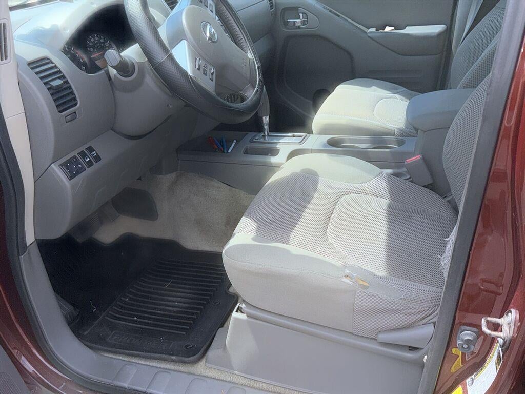2016 Nissan Frontier SV