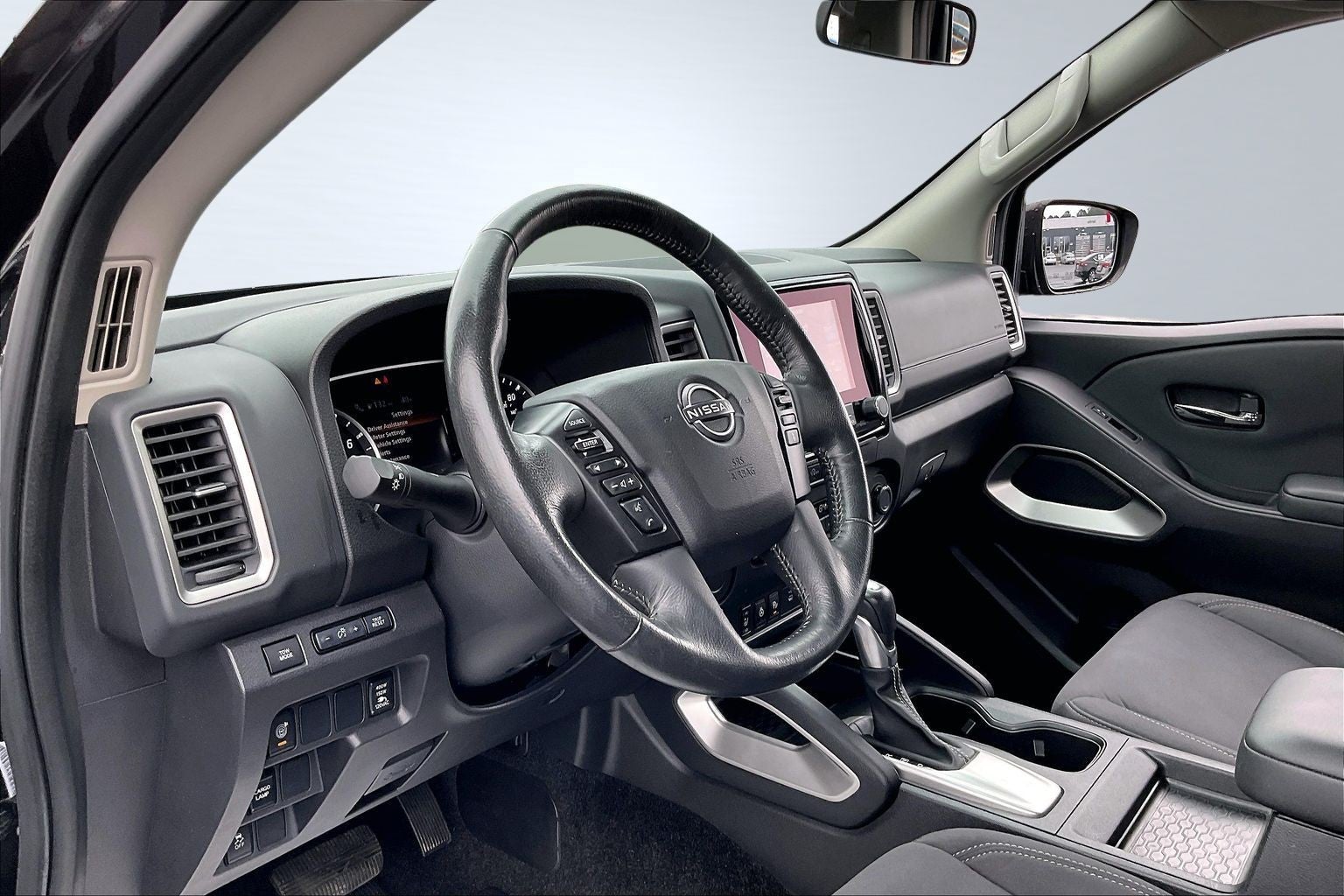 2024 Nissan Frontier SV