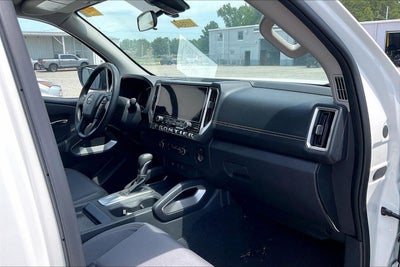 2025 Nissan Frontier SV