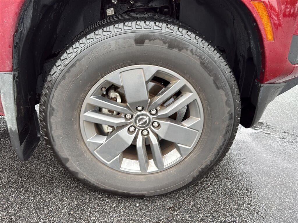 2025 Nissan Frontier SV