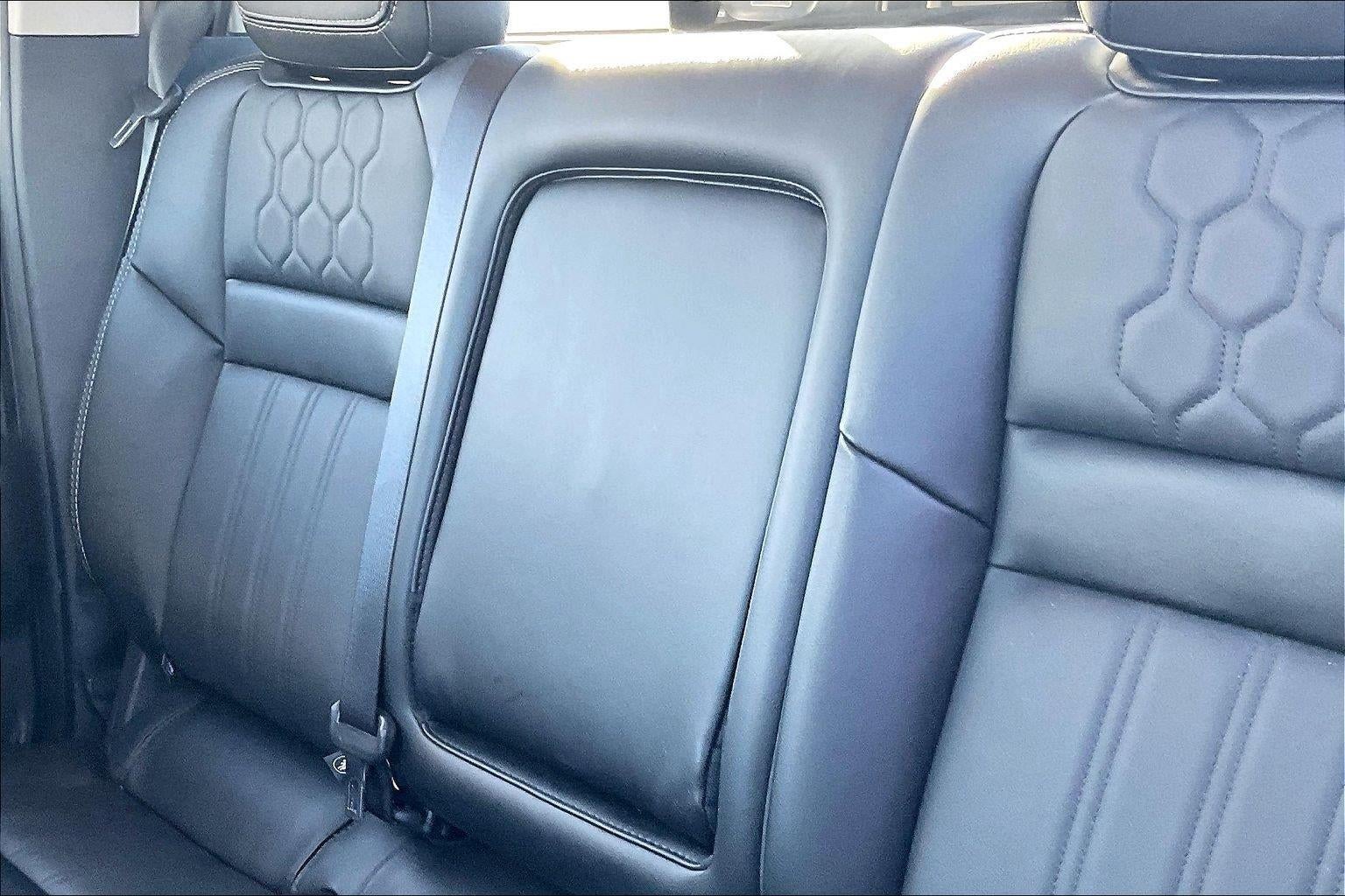 2025 Nissan Frontier SL