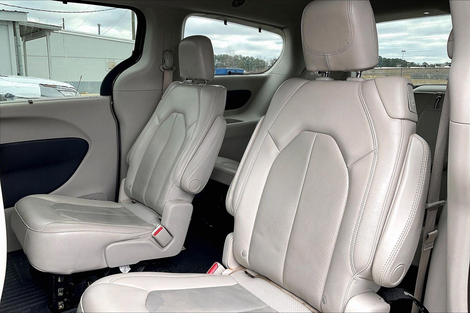 2021 Chrysler Pacifica Touring L