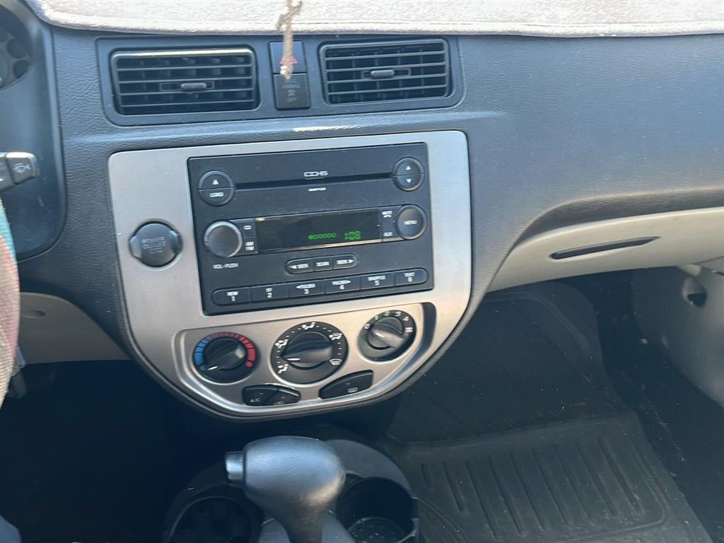 2005 Ford Focus S