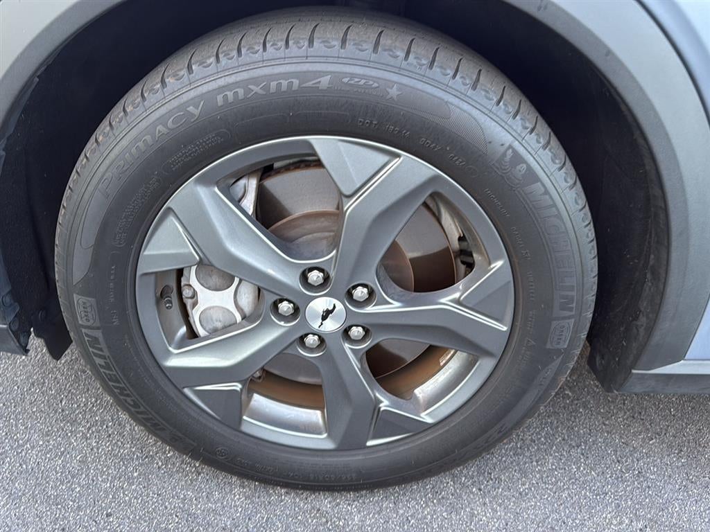 2022 Ford Mustang Mach-E Select