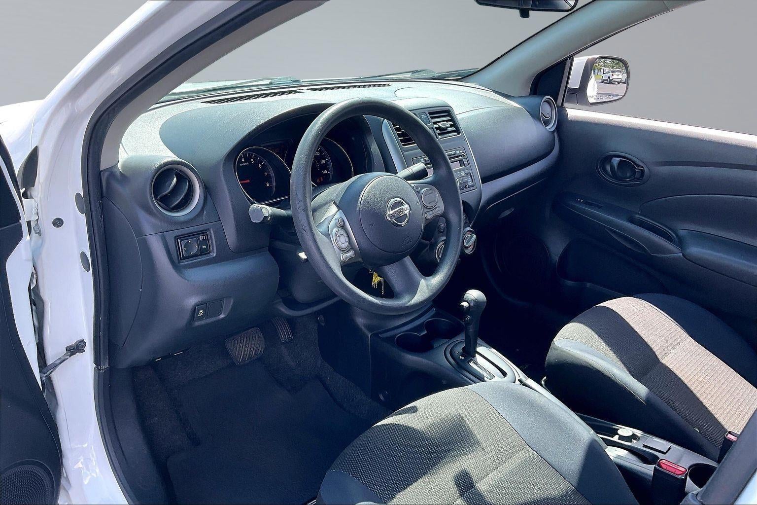 2012 Nissan Versa SV