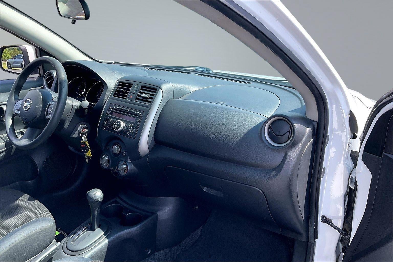 2012 Nissan Versa SV