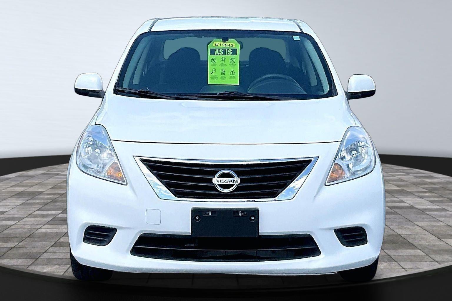 2012 Nissan Versa SV