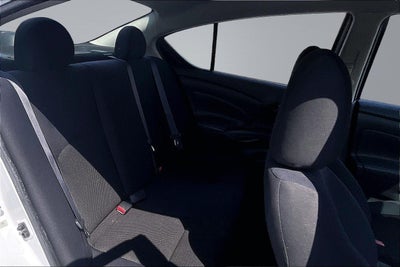 2012 Nissan Versa SV