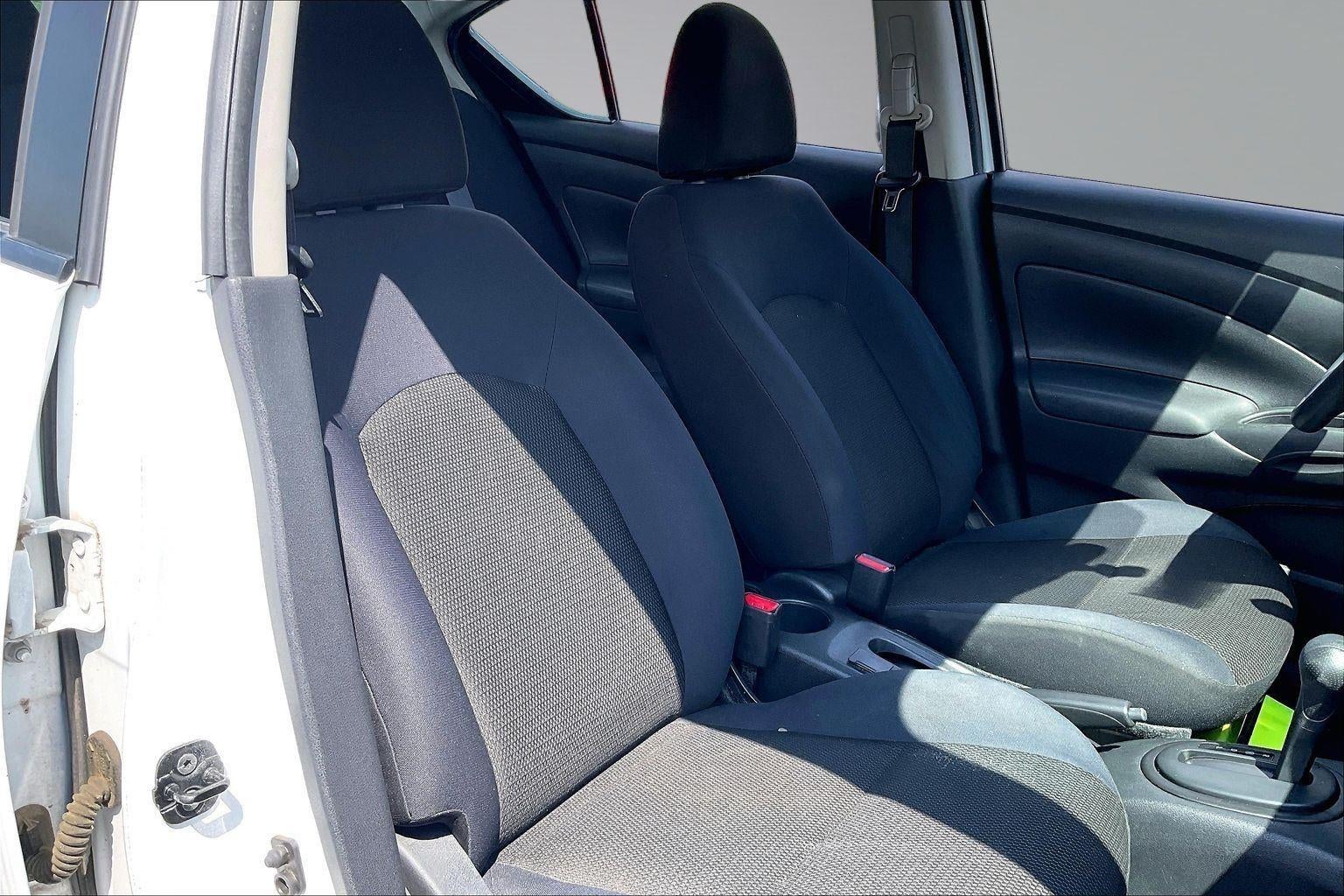 2012 Nissan Versa SV