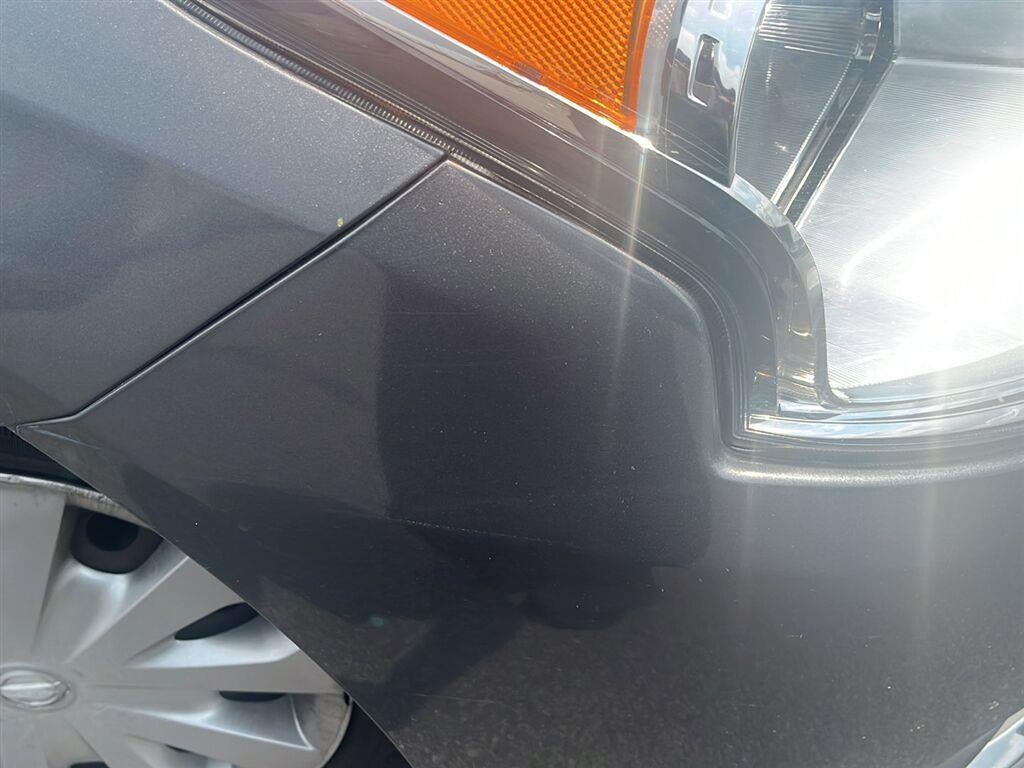 2016 Nissan Versa SV
