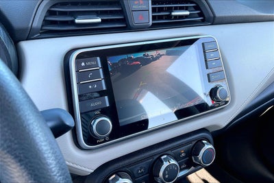 2022 Nissan Versa SV