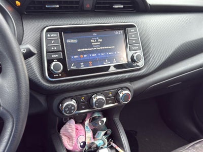 2025 Nissan Kicks Play S