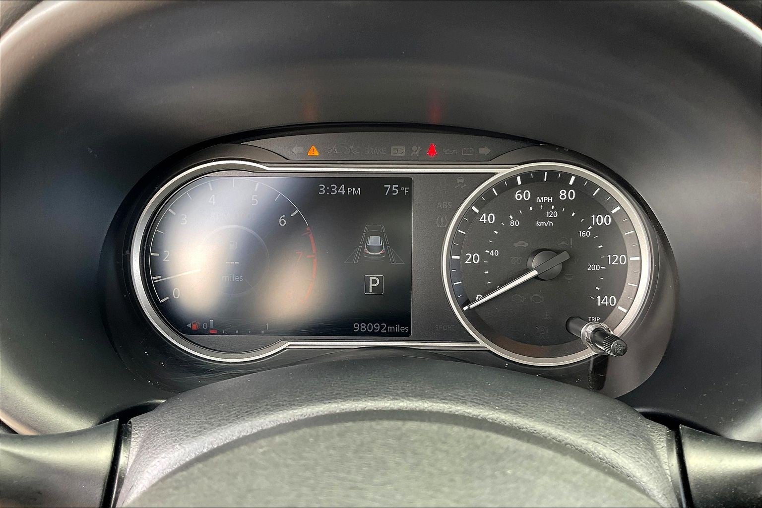 2020 Nissan Kicks SR