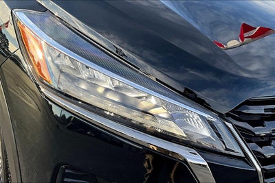 2021 Nissan Kicks SR