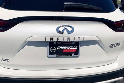 2022 INFINITI QX50 LUXE