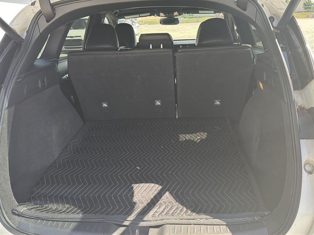 2022 INFINITI QX50 LUXE