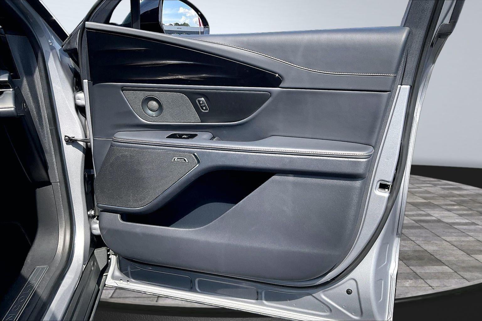 2024 Lincoln Nautilus Reserve