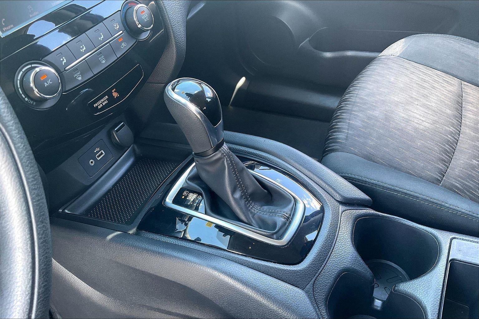 2019 Nissan Rogue S
