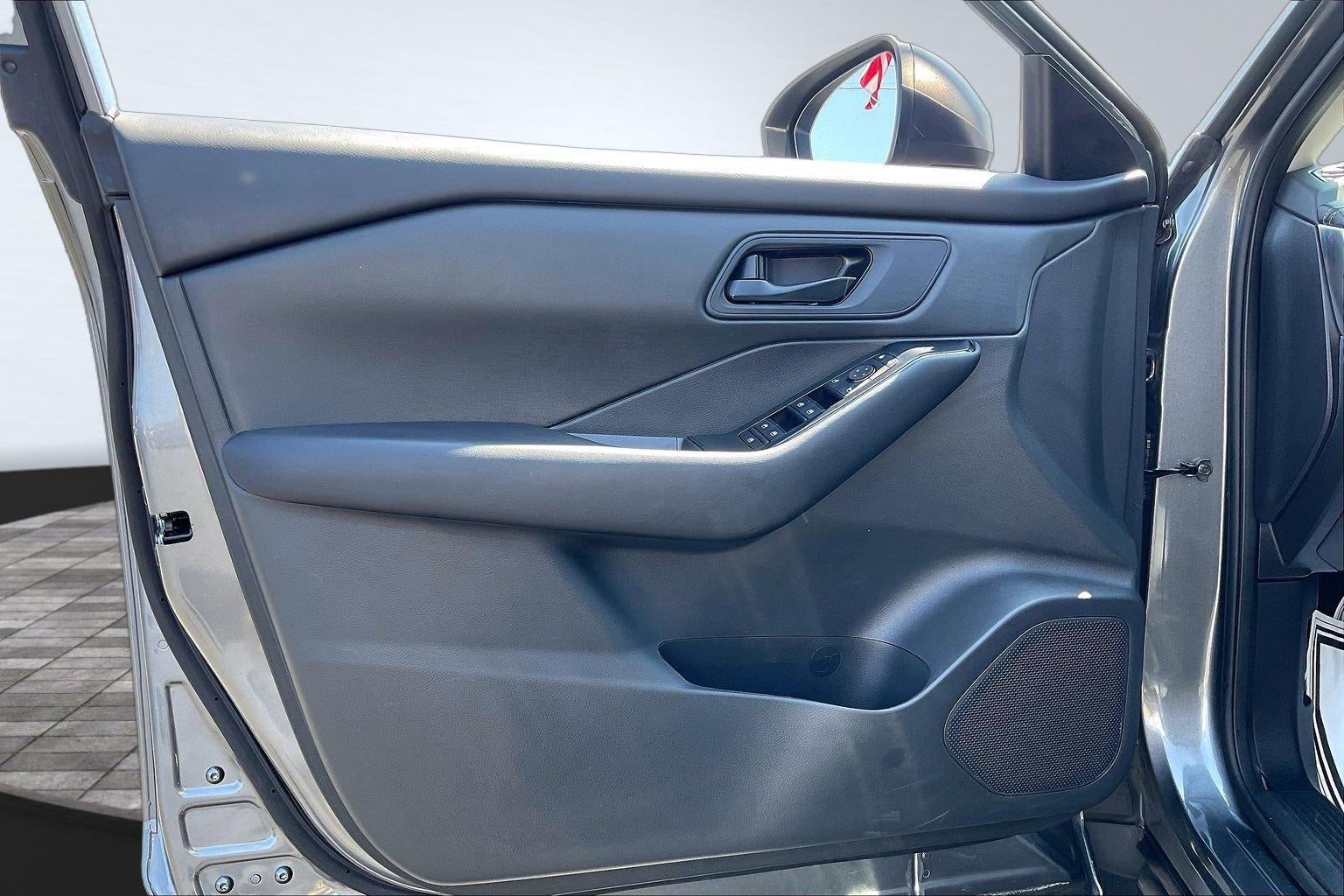 2025 Nissan Rogue S