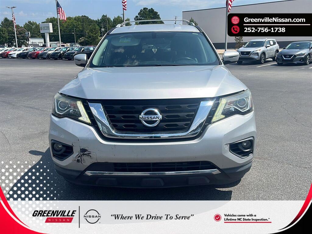 2018 Nissan Pathfinder SV